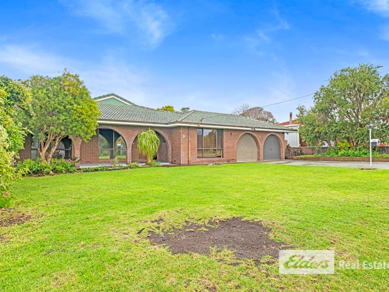 31 Kampong Road, Yakamia