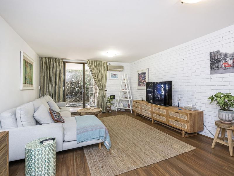 8/5 Melville Place, South Perth