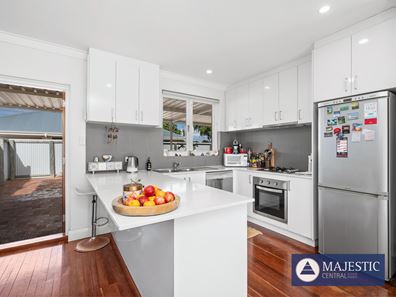 15 Greene Street, Rockingham WA 6168