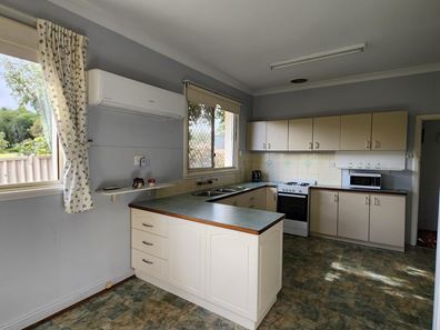83 Albany Highway, Kojonup WA 6395