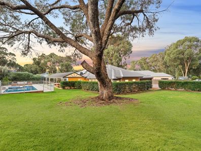 56 Peelfold Glen, Golden Bay WA 6174