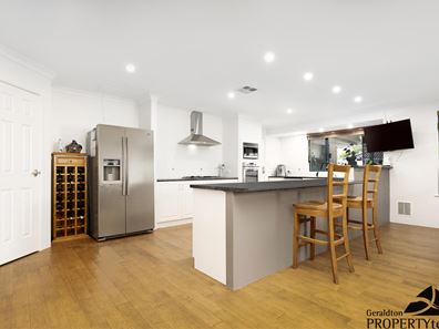 9 Clara Court, Wandina WA 6530
