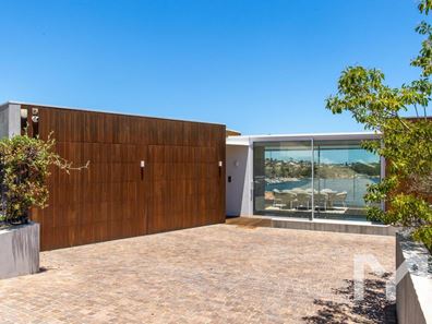 4 Lindsay Place, Bicton WA 6157