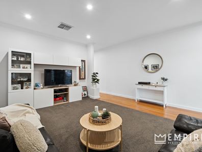18 Wildfinch Street, Beeliar WA 6164