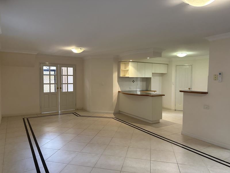 Unit 2/29 Money Rd, Melville WA 6156
