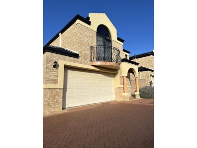 Unit 2/29 Money Rd, Melville WA 6156