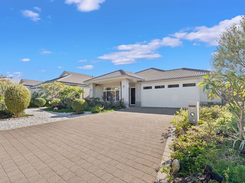 102 Grandmere Parade, Meadow Springs WA 6210