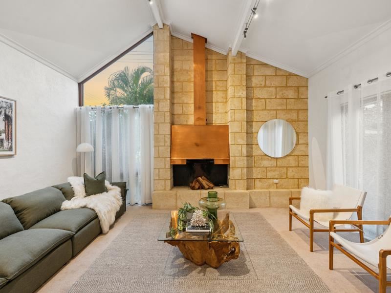 61 Tresise Street, Carine