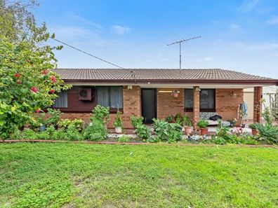 9 Bilby Road, Girrawheen WA 6064