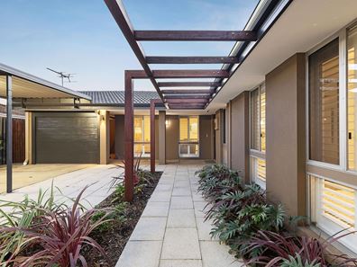 27 Avocet Road, Stirling WA 6021