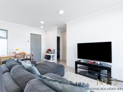 8/165 Maida Vale  Road, High Wycombe WA 6057