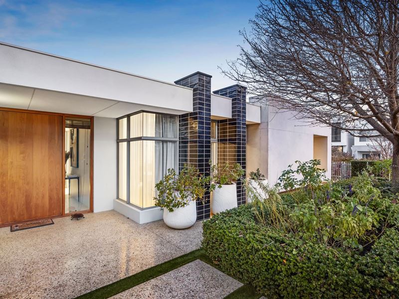 7 Grandstand Lane, Floreat