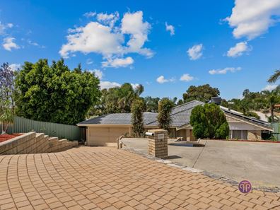 15 Sunset Grove, Canning Vale WA 6155