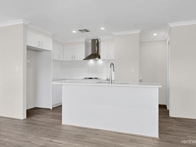 4 Riverhill Crst, Dawesville WA 6211