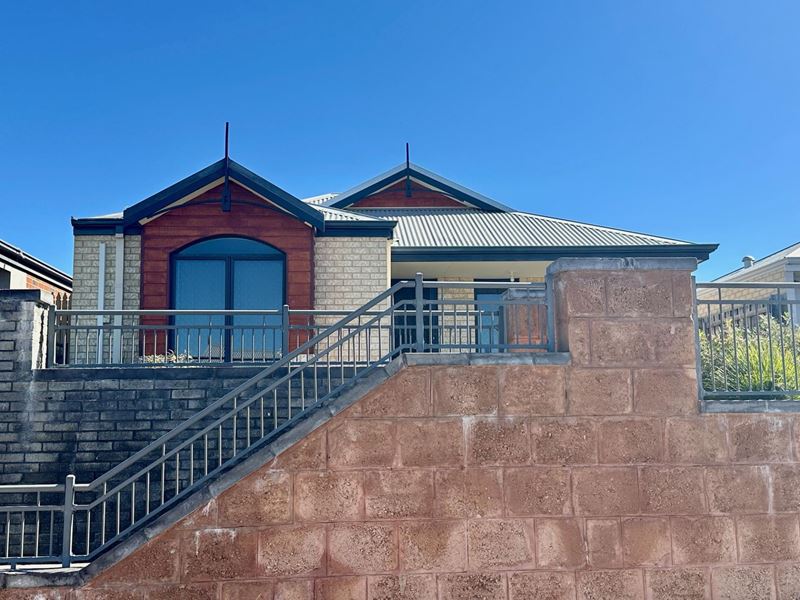 18 Brixton Crescent, Ellenbrook