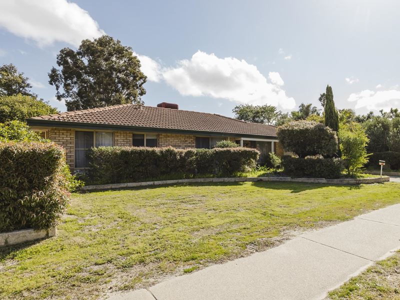 128 Kingfisher Avenue, Ballajura