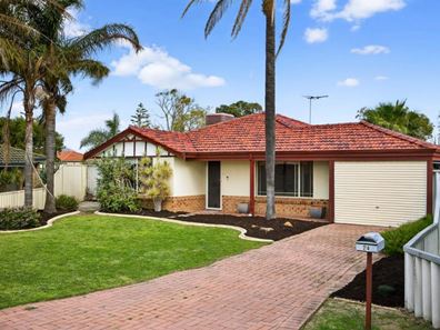 24 Aldinga Place, Waikiki WA 6169