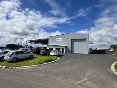 33 Coleman Turn, Picton East WA 6229