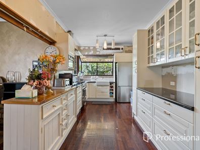 60 Jinda Road, Koongamia WA 6056