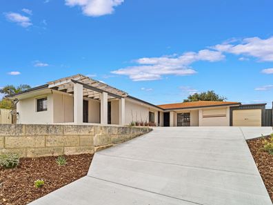 23 Mippi Road, Halls Head WA 6210