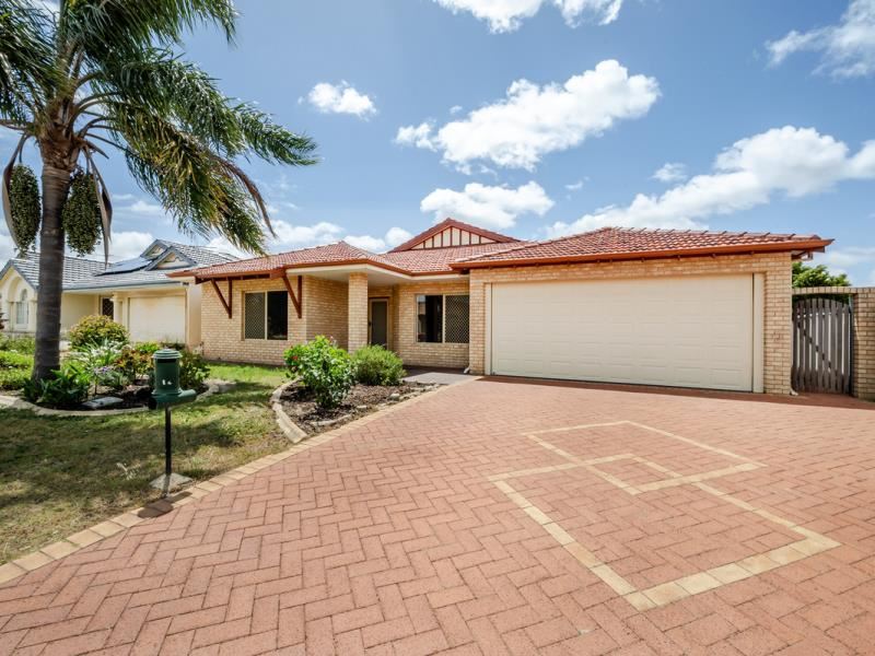 12 Doctorate Close, Marangaroo WA 6064