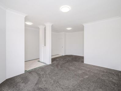 12 Doctorate Close, Marangaroo WA 6064