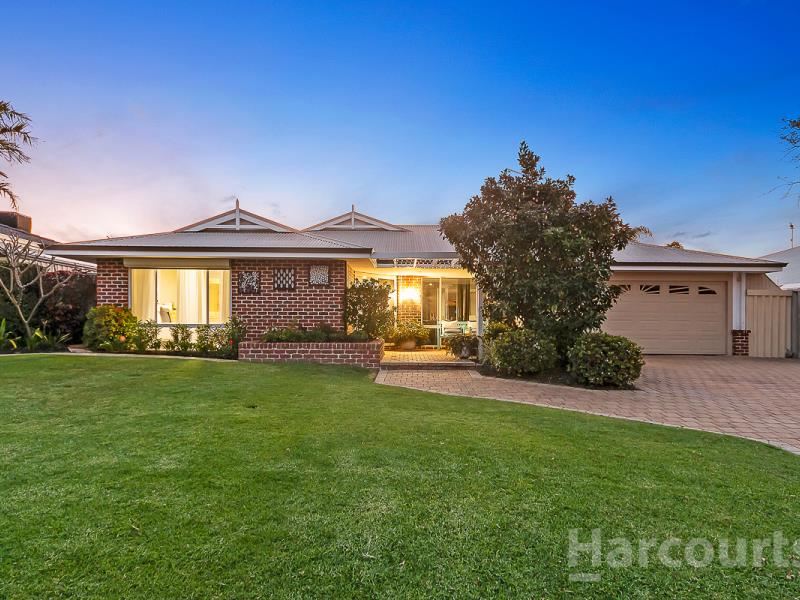 34 Glencoe Loop, Kinross