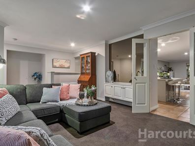 34 Glencoe Loop, Kinross WA 6028