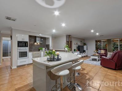 34 Glencoe Loop, Kinross WA 6028