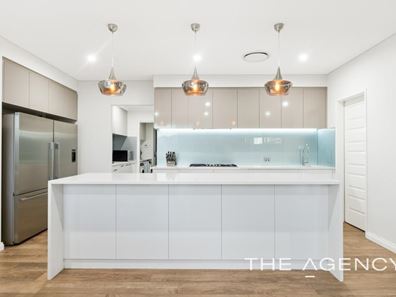 2 Kamala Street, Treeby WA 6164