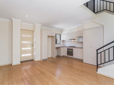 12/386 Stirling Street, Highgate WA 6003