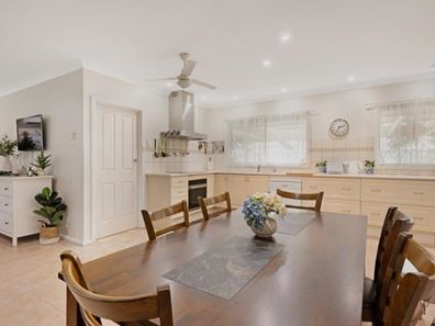 54A Marsden Street, Wonthella WA 6530