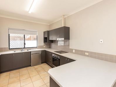 11 Barnett Way, Baynton WA 6714