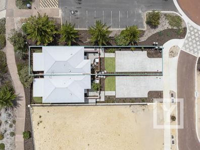 1/2 Foredeck Close, Geographe WA 6280