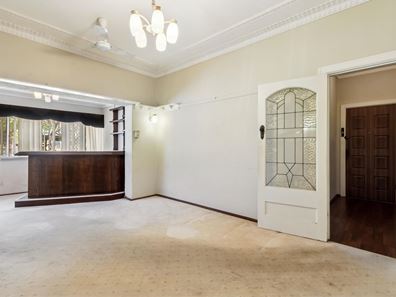 186 Hensman Street, Kensington WA 6151