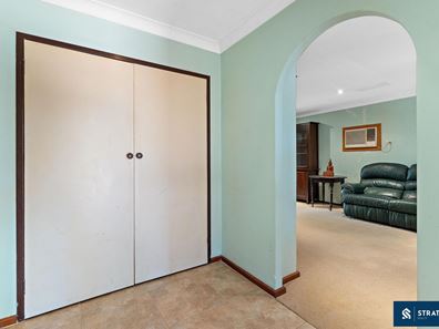 1 Abercairn Way, Parkwood WA 6147