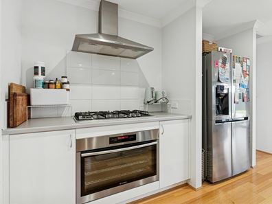 11 Rockport Rdge, Wellard WA 6170