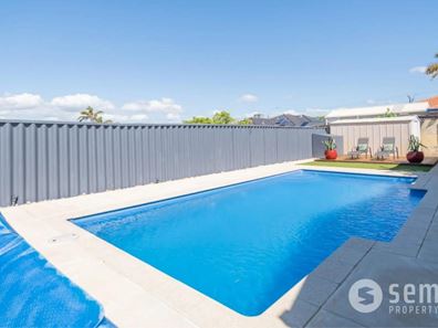 4 Watson Road, Beeliar WA 6164