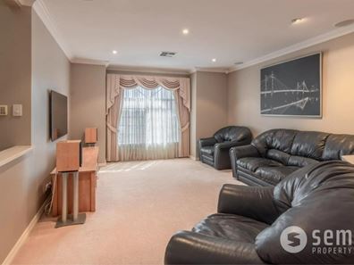 4 Watson Road, Beeliar WA 6164