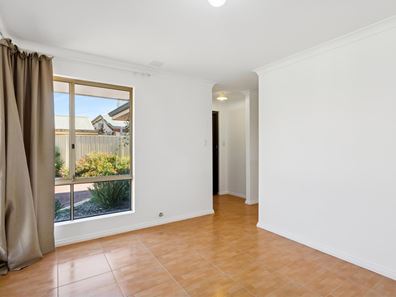 2/44 Charles Street, Midland WA 6056