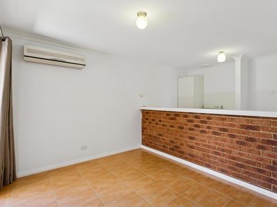 2/44 Charles Street, Midland WA 6056