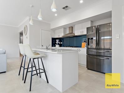 11 Tuscan Way, Karnup WA 6176