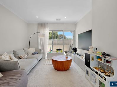 8/38 Scaddan Street, Bassendean WA 6054