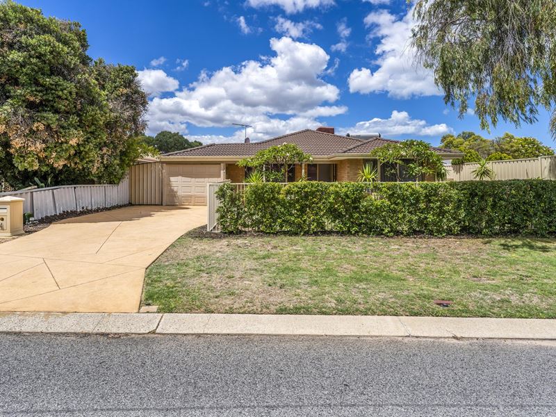 4 Paluma Court, Warnbro WA 6169