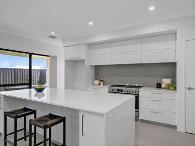 24 Jerdacuttup Loop, Brabham WA 6055