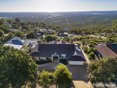 39 George Road, Lesmurdie WA 6076