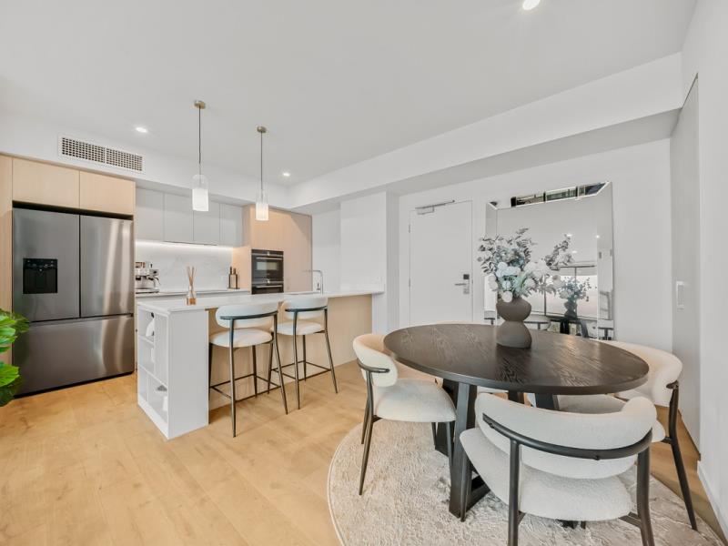 1002/99 MILL POINT Road, South Perth WA 6151