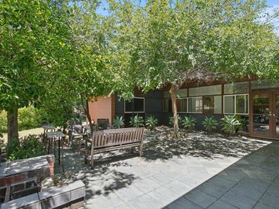 6 Allenby Road, Dalkeith WA 6009
