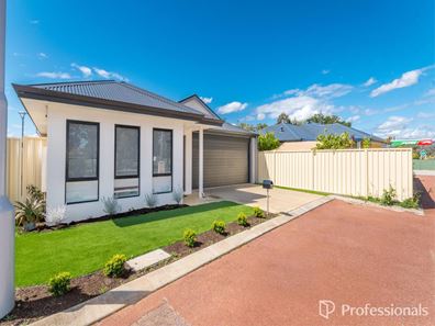 8/56 Lancelot Green, Wattle Grove WA 6107