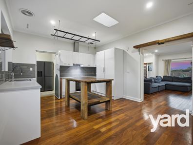 126 Leach Hwy, Melville WA 6156